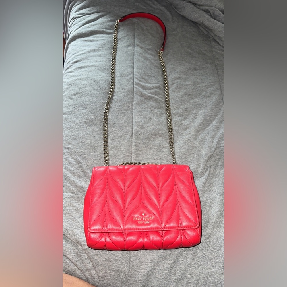 Kate Spade Red Crossbody With Gold Chain
